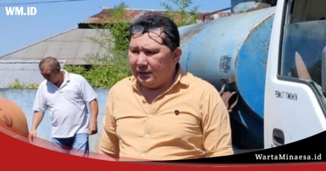 
					Pastikan Kesegaran Bunga jelang TIFF, PDAM Tomohon Suplai Air Bersih di Lokasi Perakitan Float