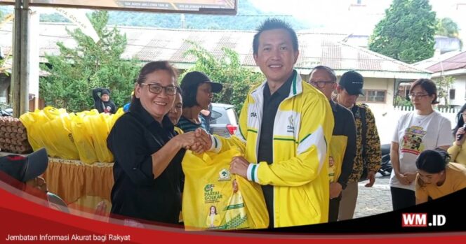
					Golkar Tomohon Gelar Pasar Murah di Dua Lokasi, Donald Pondaag: Bukti Kepedulian Nyata untuk Rakyat
